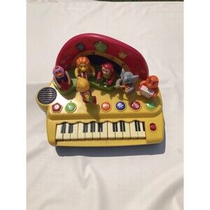 Kiddieland Music Animal Orchestra & Dancing Bear w/ Piano Battery Operated Works